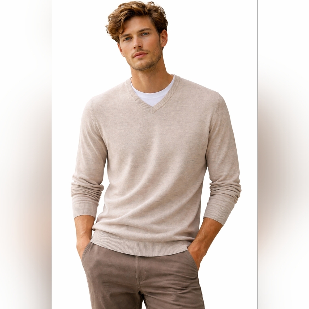 Cutter & Buck Merino Wool V-Neck Sweater Beige Large Quiet Luxury